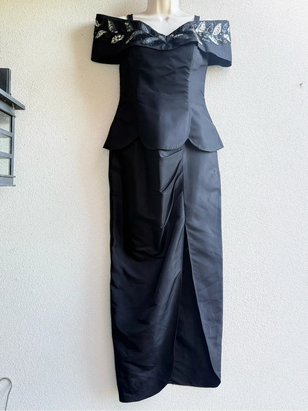 black jessica mcclintock dress Small 80s 90s & White Evening Gown Size 5-6 Flying Apple Vintage 19 Pit to hem Jessica McClintock | Dresses |